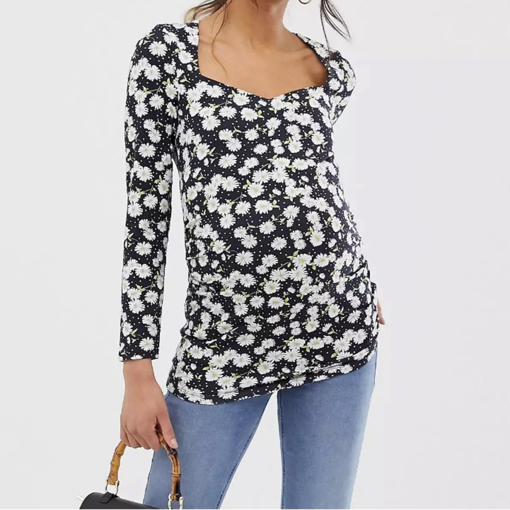 ASOS DESIGN Maternity top with sweetheart neckline in daisy floral print small 4